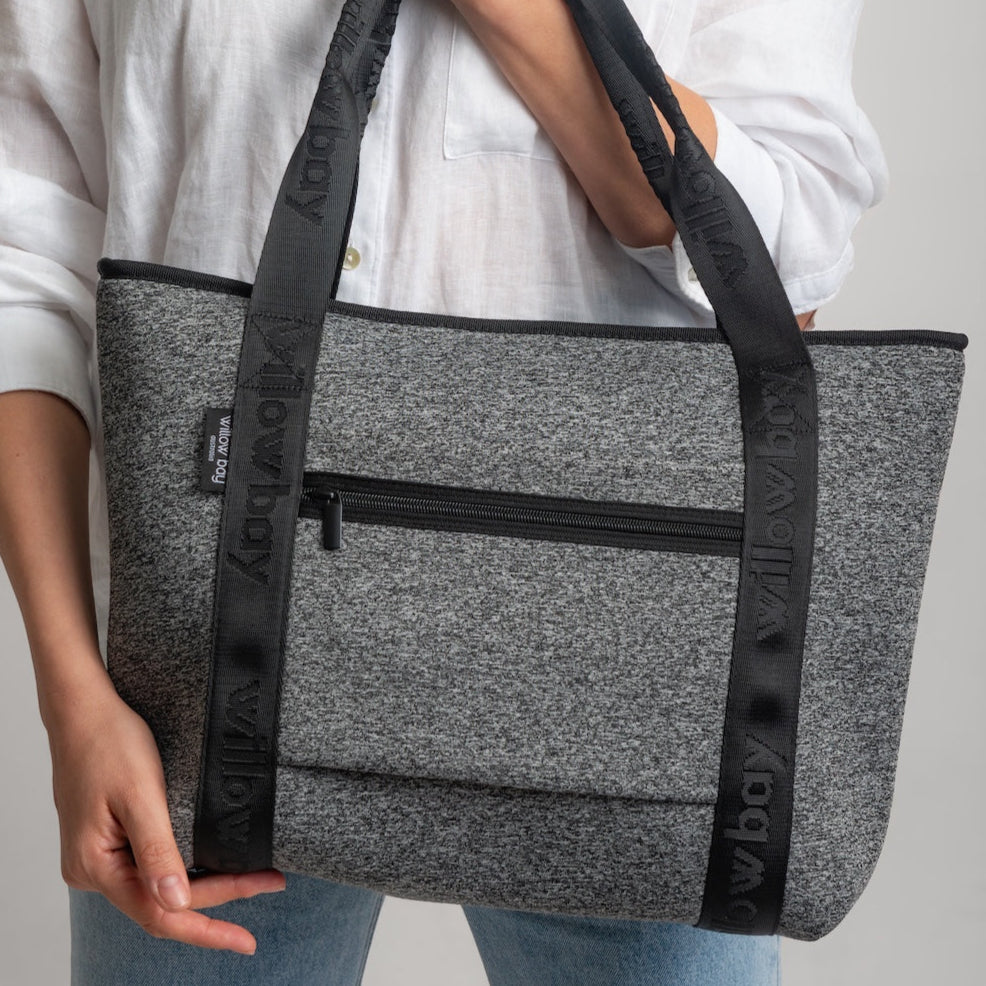 BOUTIQUE TRAVEL Neoprene Tote Bag With Zip (with luggage/trolley sleeve) - DARK MARLE