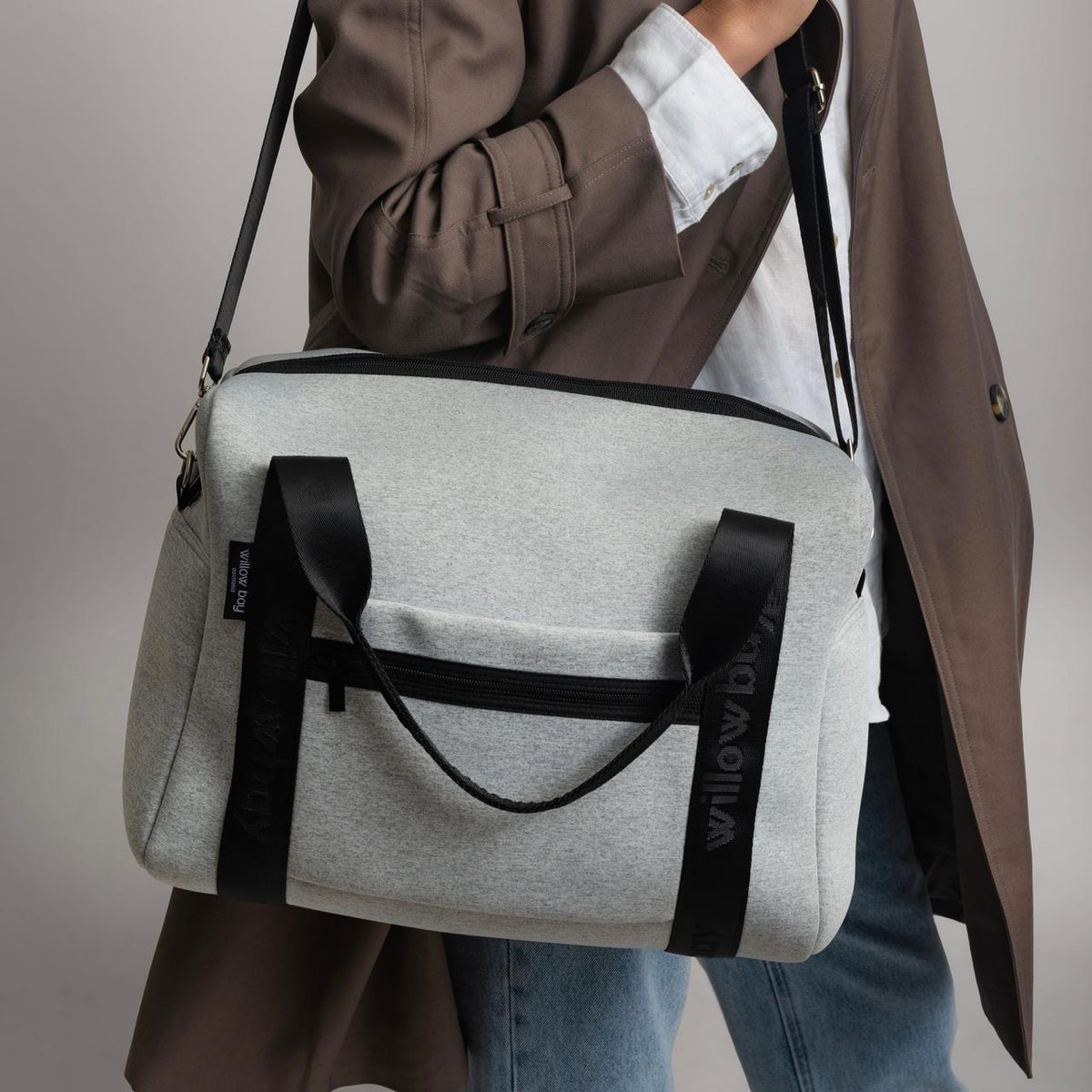 VOGUE TRAVEL DUFFEL Bag (with luggage/trolley sleeve) - Light Marle (Black Handle)